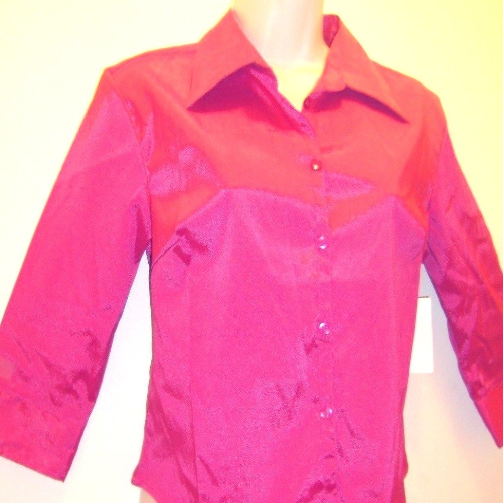 Stylish Fuchsia Button Down Summer Fun Top - image 1